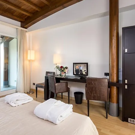 ホテル Smeraldo 3*