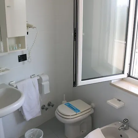 Smeraldo Szálloda 3*